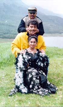 Saran, Ajit and Shalini in Amarkalam 