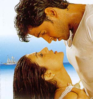 Hrithik Roshan and Amisha Patel in Kaho Naa... Pyaar Hai