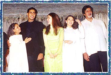 Jaya, Abhishek, Kareena, Karisma, Amitabh